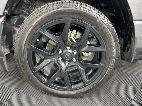 Used 2024 RAM 1500 Laramie AWD/4WD image 33