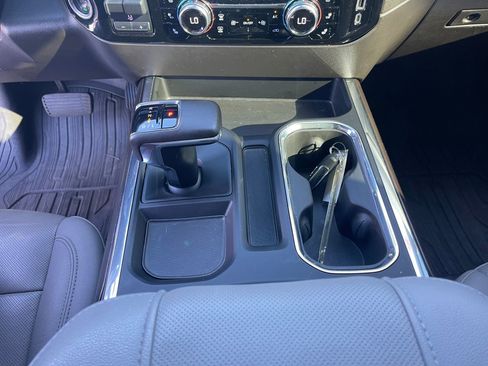 Used 2023 GMC Sierra 1500 SLT w/ SLT Premium Plus Package image 19