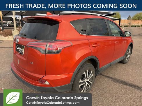 Used 2016 Toyota RAV4 LE image 7