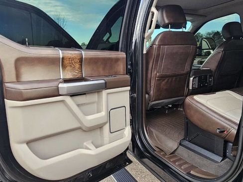 Used 2019 Ford F450 Limited image 36