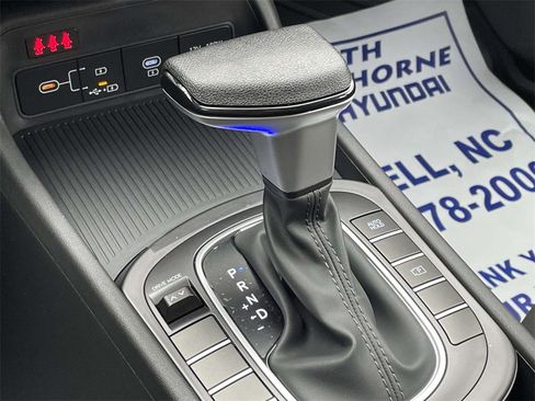 New 2026 Hyundai Kona SE image 28