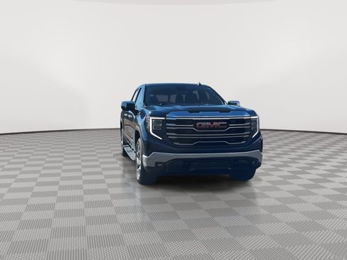 Certified 2023 GMC Sierra 1500 SLT w/ SLT Premium Package image 3