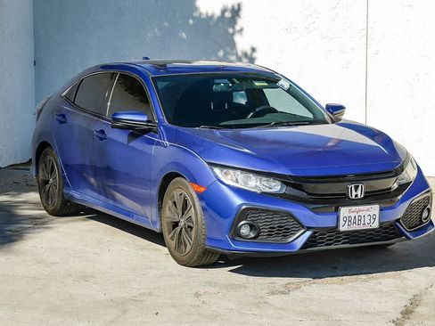 Used 2018 Honda Civic EX-L image 3