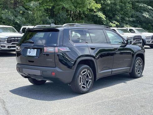New 2026 Jeep Cherokee Laredo AWD/4WD image 9