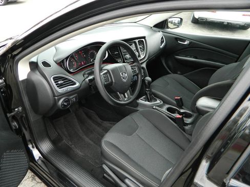 Used 2016 Dodge Dart SXT image 11