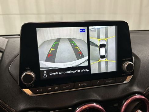 Used 2023 Nissan Sentra SR w/ SR Premium Package FWD image 15