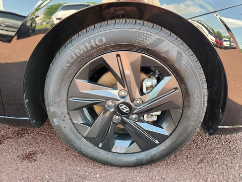 Certified 2023 Hyundai Elantra SEL FWD image 7