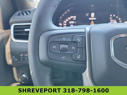 Used 2024 GMC Yukon Denali RWD image 21