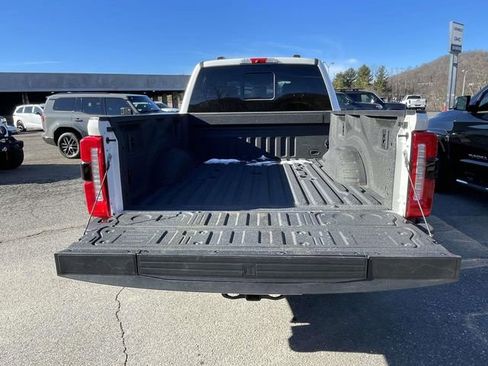 Used 2025 Ford F250 Lariat w/ Lariat Ultimate Package image 10