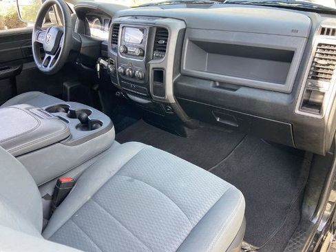 Used 2019 RAM 1500 Express image 19