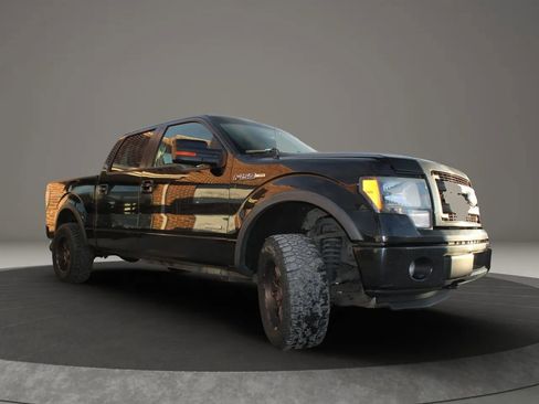 Used 2014 Ford F150 FX4 w/ Equipment Group 401A Mid image 9