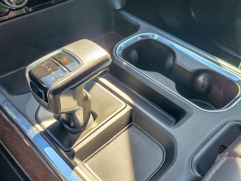 Certified 2022 Chevrolet Silverado 1500 High Country image 17