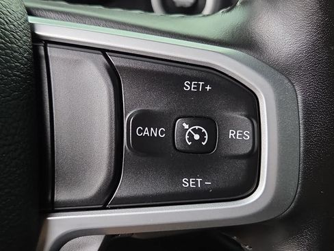 Used 2022 RAM 1500 Big Horn AWD/4WD image 23