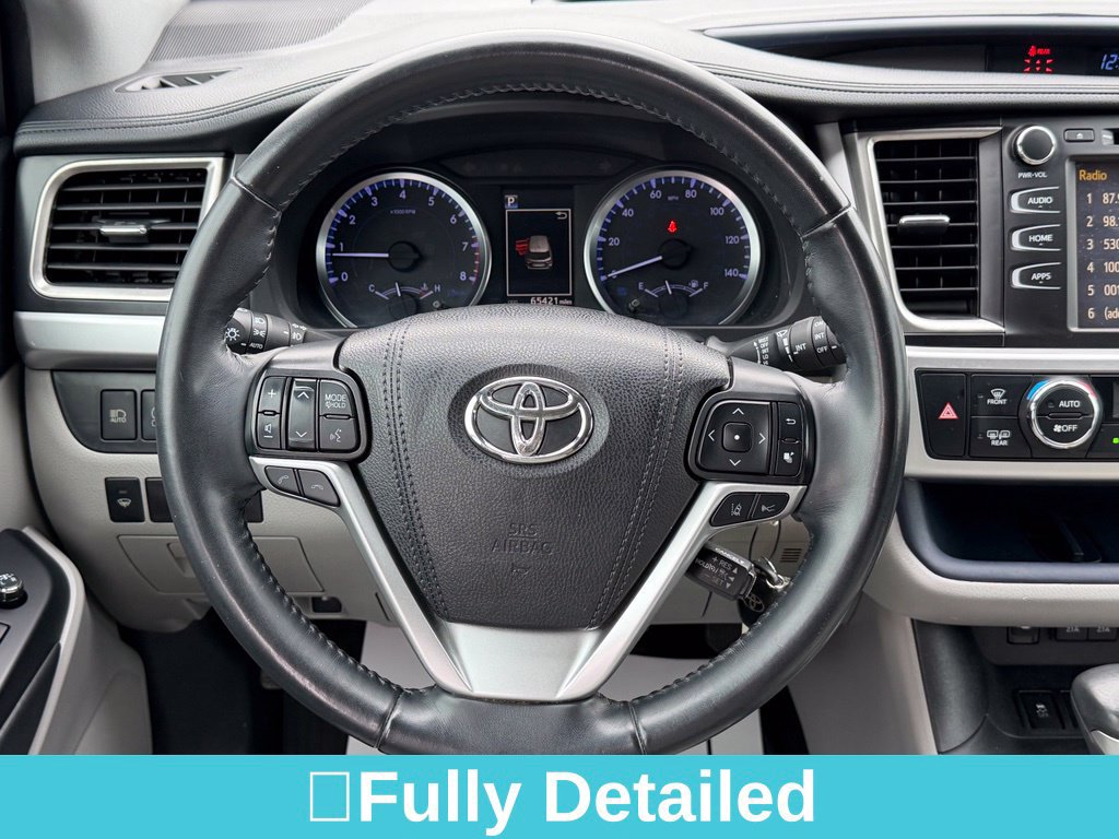Used 2019 Toyota Highlander Plus FWD image 26