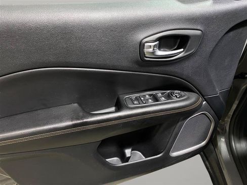 Used 2021 Jeep Compass Limited AWD/4WD image 7