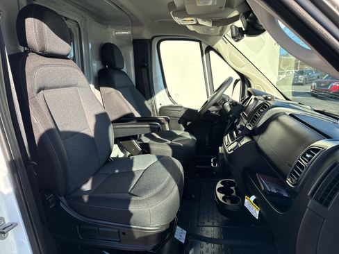 Used 2023 RAM ProMaster 3500 w/ Convenience Group image 19