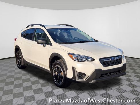 Used 2023 Subaru Crosstrek 2.0i image 1