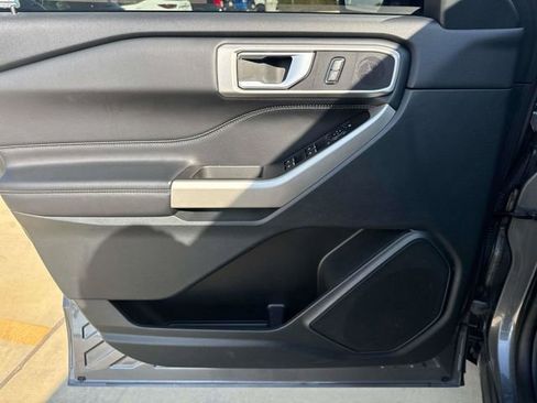 Used 2023 Ford Explorer XLT w/ Equipment Group 202A image 24