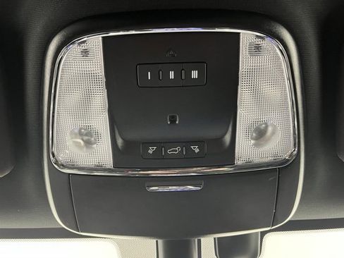 Used 2019 Jeep Grand Cherokee Limited image 20