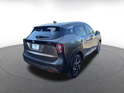 Used 2026 Nissan Kicks SV w/ Cold Weather Package FWD image 6