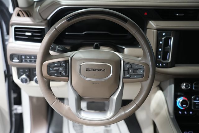 Used 2023 GMC Yukon XL Denali w/ Denali Reserve Package AWD/4WD image 16