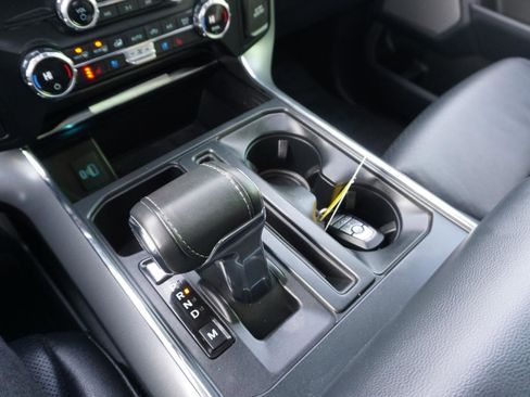 Used 2021 Ford F150 Lariat image 27