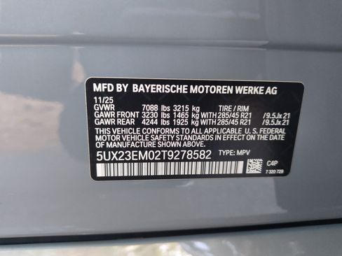 Used 2026 BMW X7 xDrive40i w/ M Sport Package AWD/4WD image 35