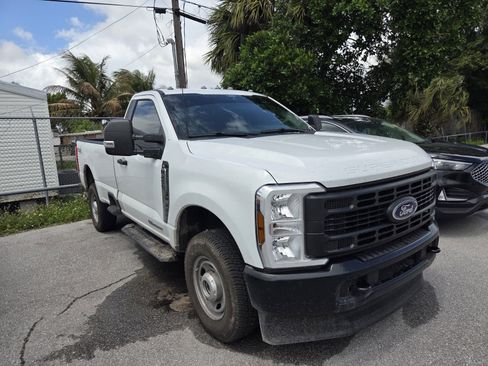 Used 2025 Ford F250 XL w/ FX4 Off-Road Package AWD/4WD image 3