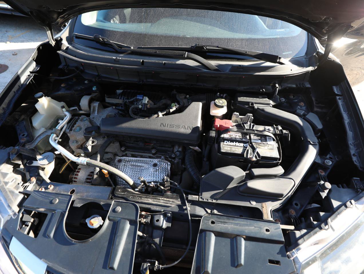 Used 2017 Nissan Rogue SV FWD image 25