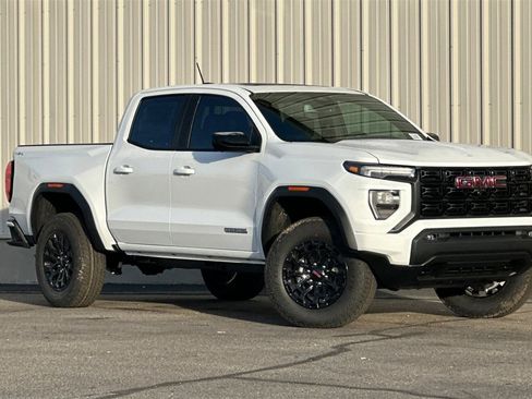 New 2026 GMC Canyon Elevation w/ Convenience Package image 2