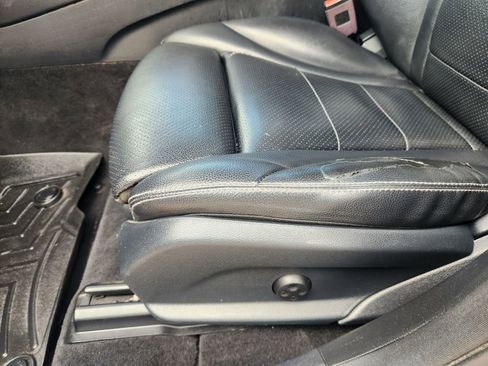 Used 2019 Mercedes-Benz GLC 300 4MATIC image 23