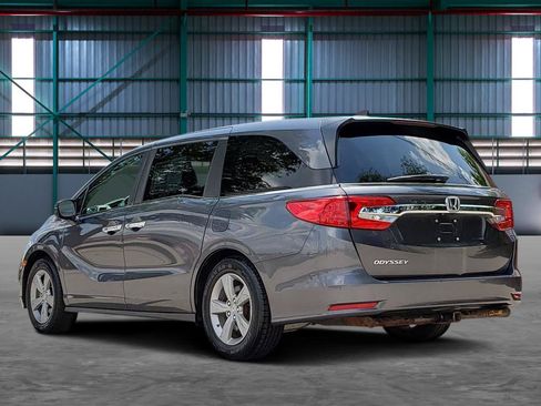 Used 2018 Honda Odyssey EX-L image 3