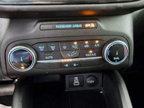 Used 2025 Ford Escape ST-Line FWD image 16
