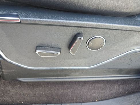 Used 2021 Ford F150 Lariat w/ Equipment Group 502A High image 12