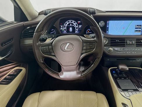 Used 2018 Lexus LS 500 image 23