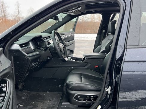 Used 2024 Jeep Grand Cherokee L Overland w/ Advanced Protech Group III image 15