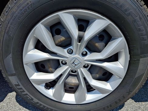 Certified 2025 Honda CR-V LX image 8