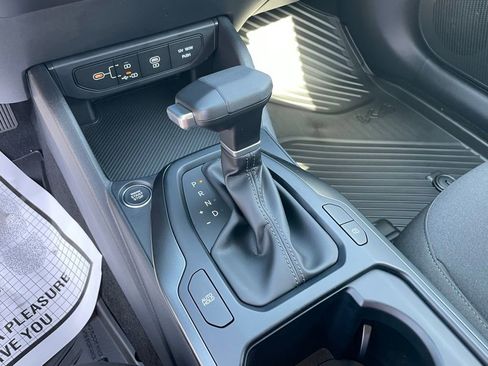 New 2026 Kia K4 FWD image 18