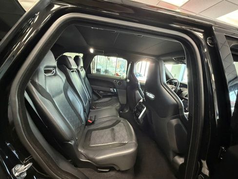 Used 2019 Land Rover Range Rover Sport SVR image 39