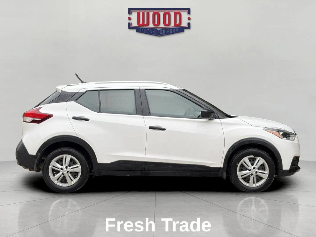 Used 2018 Nissan Kicks S FWD image 6