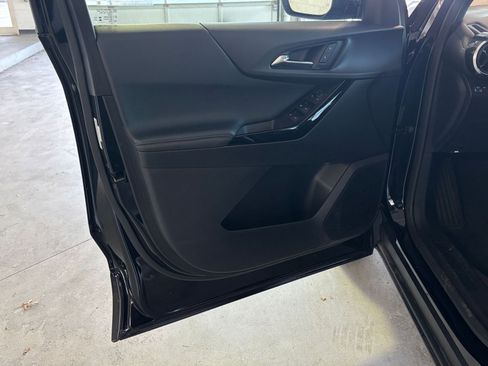 Used 2025 Chevrolet Equinox LT image 26