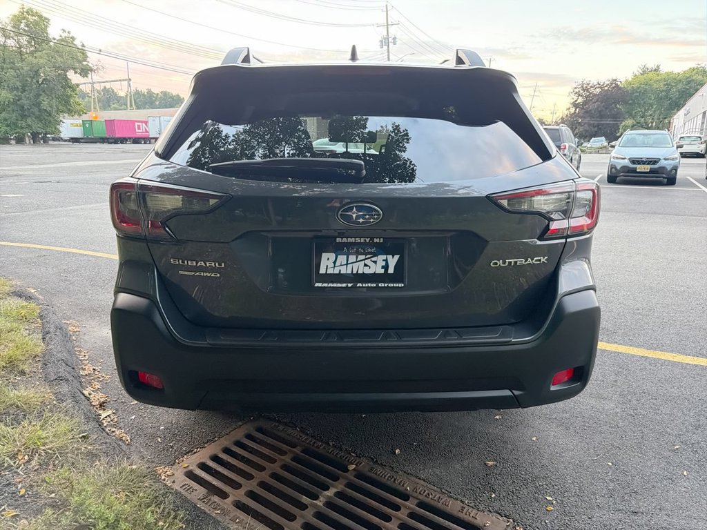 Certified 2024 Subaru Outback Premium AWD/4WD image 7