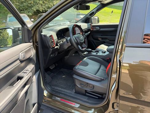 Used 2025 Ford Ranger Raptor AWD/4WD image 11