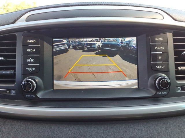 Used 2019 Kia Sorento L FWD image 21