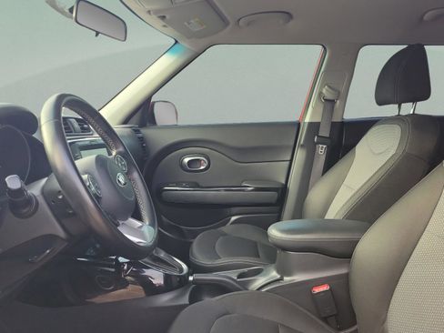 Used 2019 Kia Soul + w/ Audio Package image 22