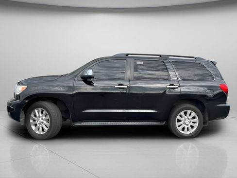Used 2014 Toyota Sequoia Platinum AWD/4WD image 12