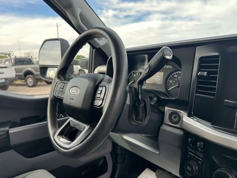 Used 2024 Ford F350 XLT image 18