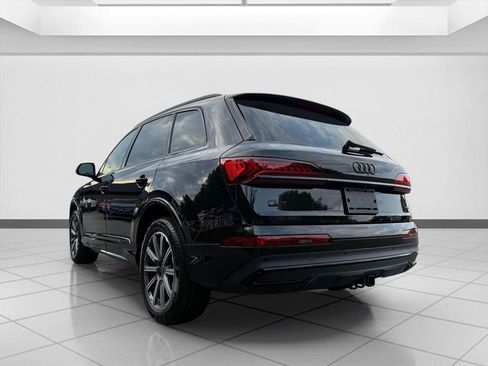 Used 2023 Audi Q7 2.0T Premium Plus w/ Premium Plus Package AWD/4WD image 3