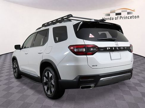 New 2026 Honda Pilot Elite image 5