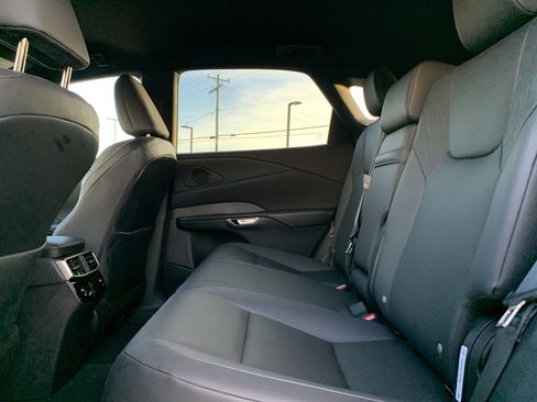 Certified 2025 Lexus RX 350 FWD image 32